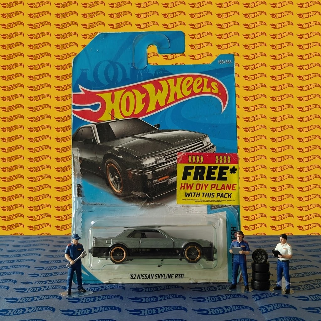 Hot Wheels - 82 Nissan Skyline R30