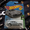Hot Wheels | Mainline - Porsche Panamera Turbo S E-Hybrid Sport Turismo