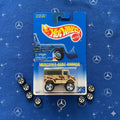 Hot Wheels | Mainline - Mercedes Benz Unimog